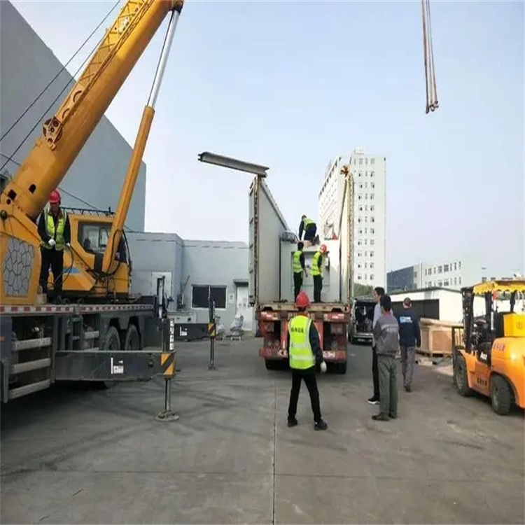 四川如何找到附近的吊车救援服务