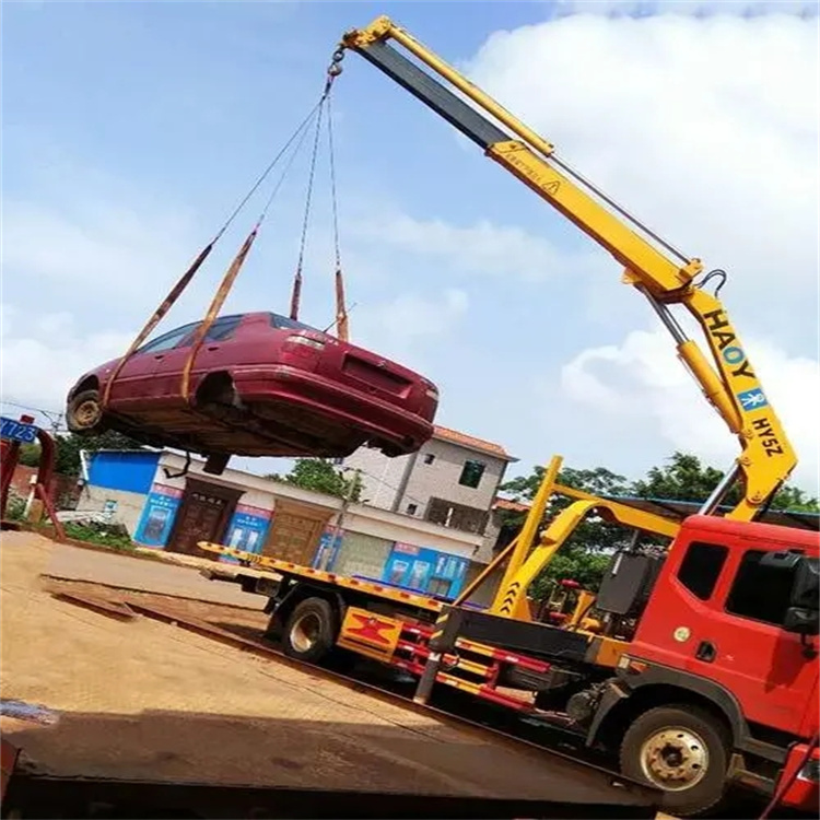 四川吊车吊汽车的正确方法